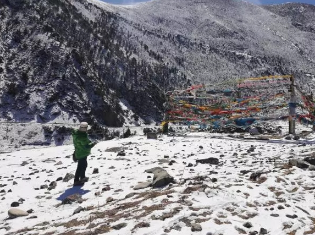 測(cè)繪隊(duì)員們奮斗在三調(diào)一線 測(cè)繪隊(duì)員們奮斗在三調(diào)一線